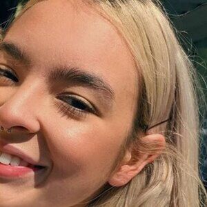 Meet your Posher, Stacie